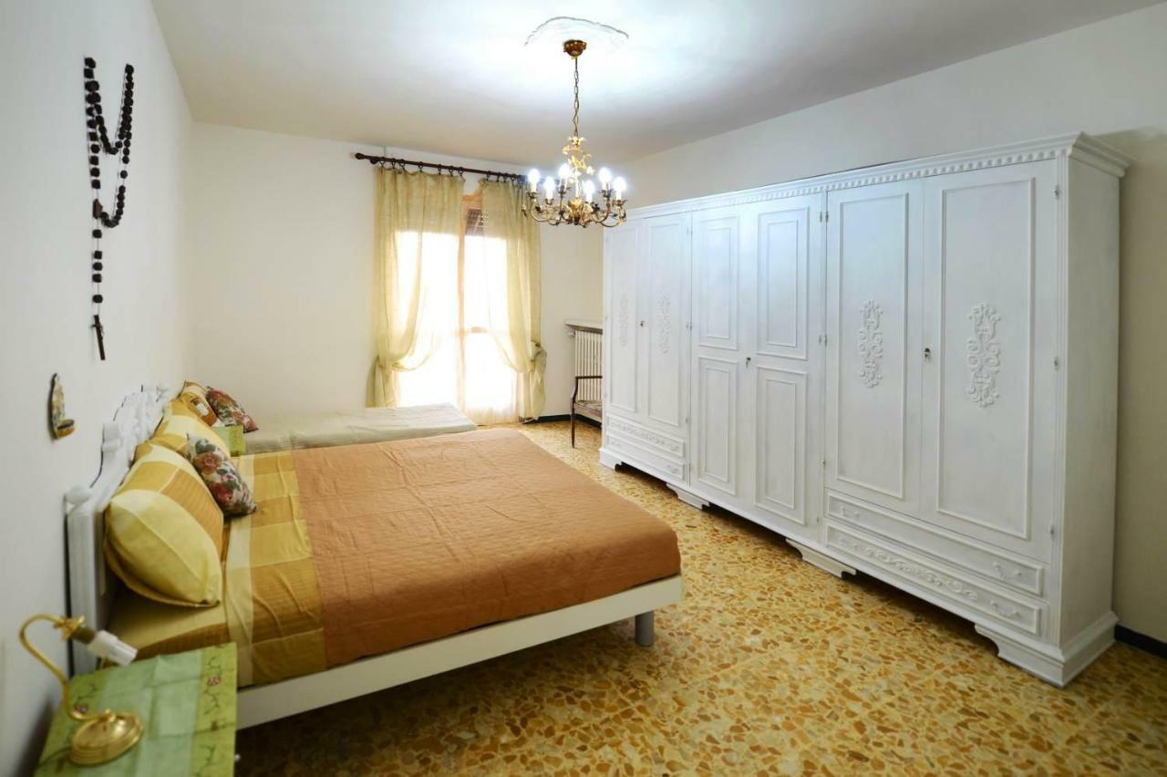 Bene Vagienna Holiday House Buitenkant foto